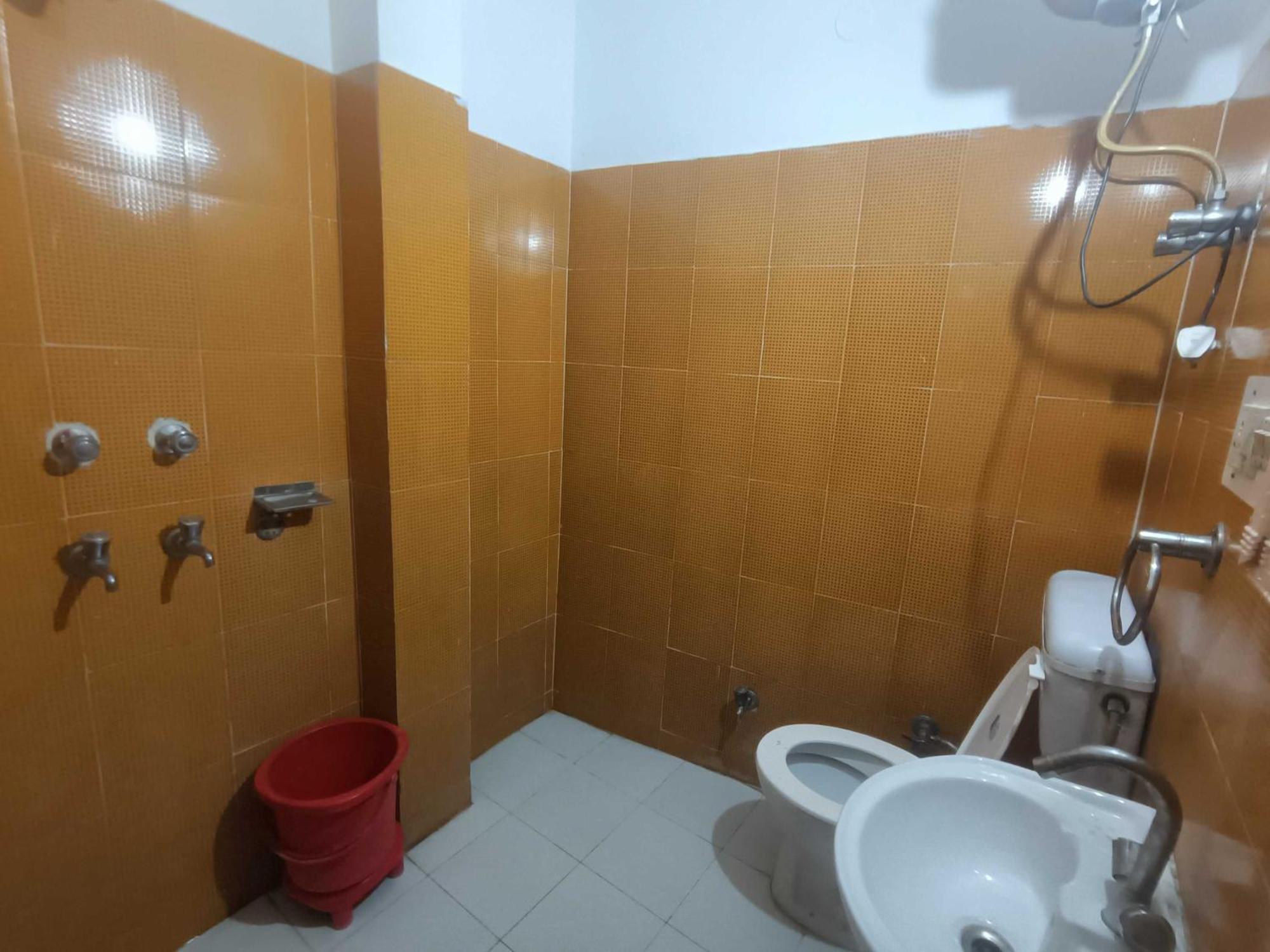 Hotel O Ajay Джаму Екстериор снимка