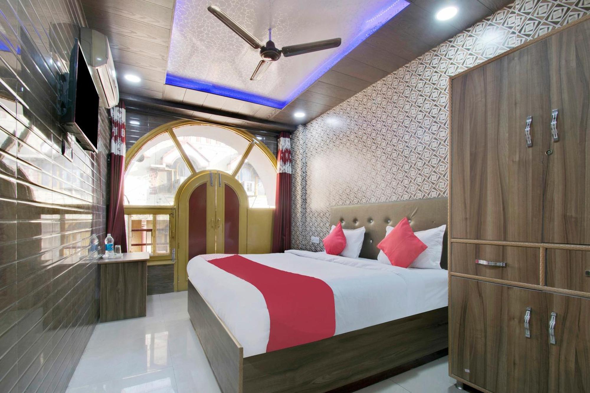 Hotel O Ajay Джаму Екстериор снимка