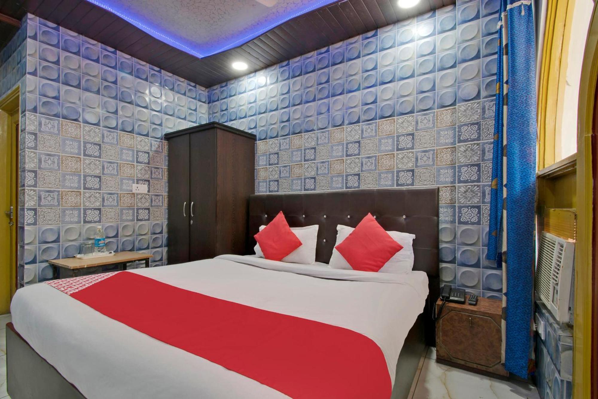 Hotel O Ajay Джаму Екстериор снимка