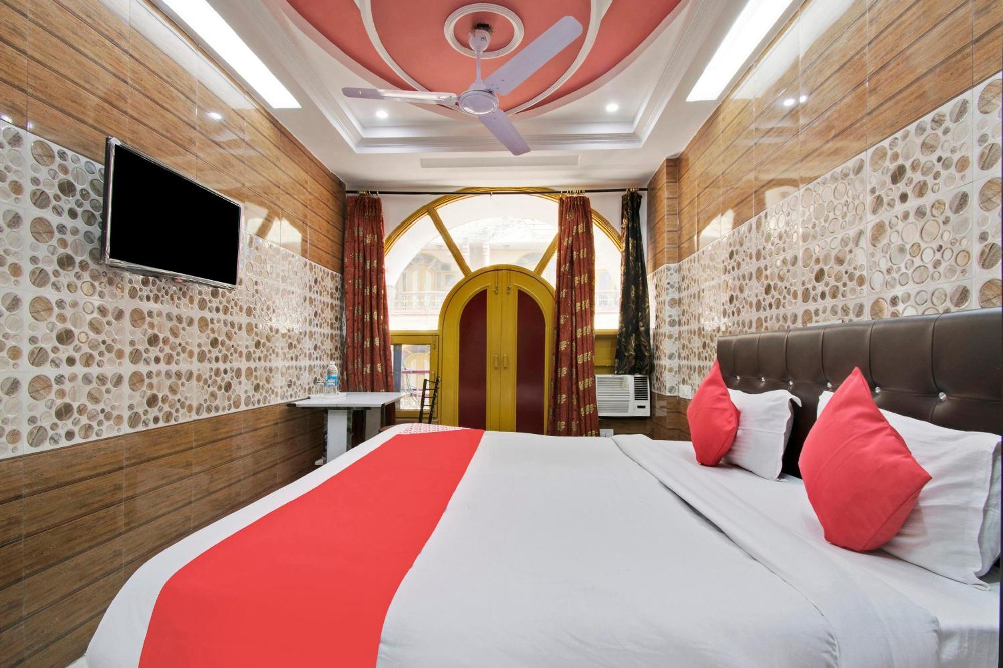 Hotel O Ajay Джаму Екстериор снимка